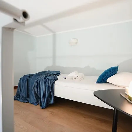 Maison Dante - Smart 3* Turin